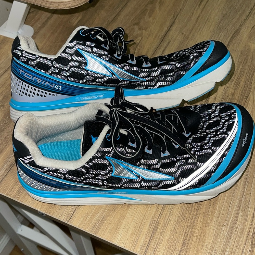 Altra Torin iQ